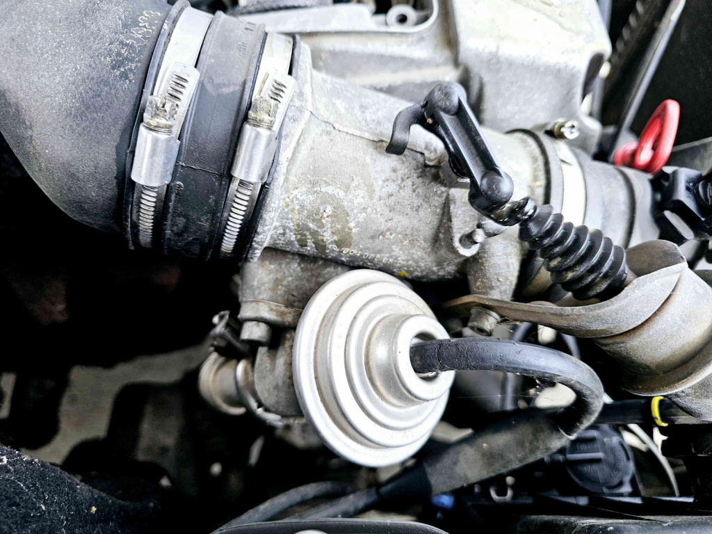 Supapa EGR Mercedes Clasa C (W202) [Fabr 1993-2000] 0021400060 2.2 02014861 70KW / 95CP 2.2 02014861 70KW / 95CP
