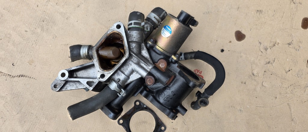 Supapa EGR Opel Asta H / Corsa C / Meriva 1.7 CDTI Z17DTH 2004 2005 2006 2007