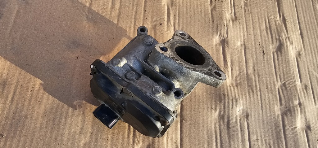 Supapa EGR Renault Megane 3 / Clio 4 / Captur 1.5 DCI 2013 2014 2015 2016 2017