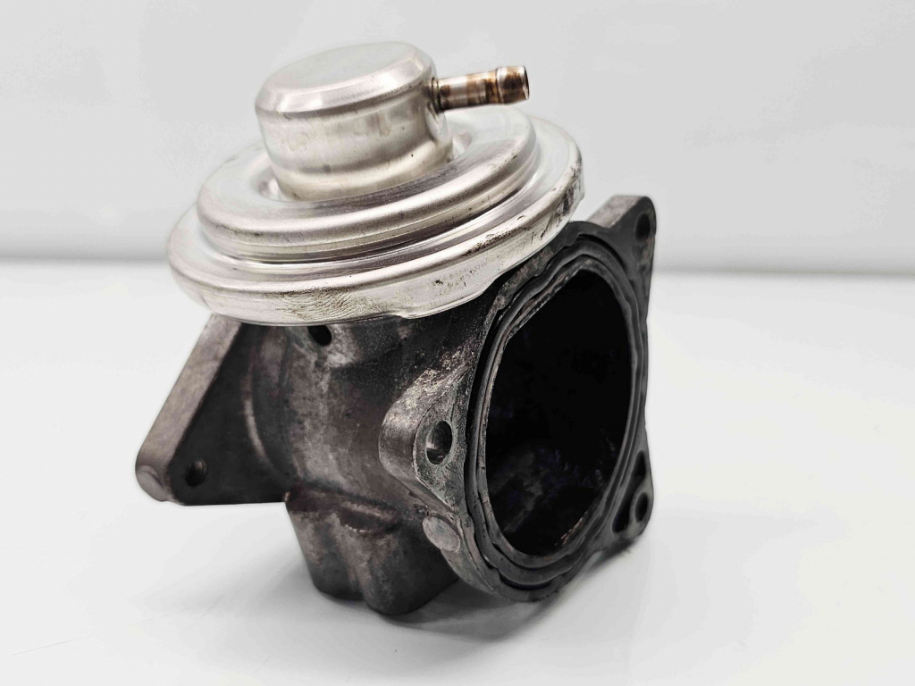 Supapa EGR Skoda Octavia 2 Combi (1Z5) [Fabr 2004-2013] Facelift 038129637D 1.9 TDI BXE 77KW / 105CP