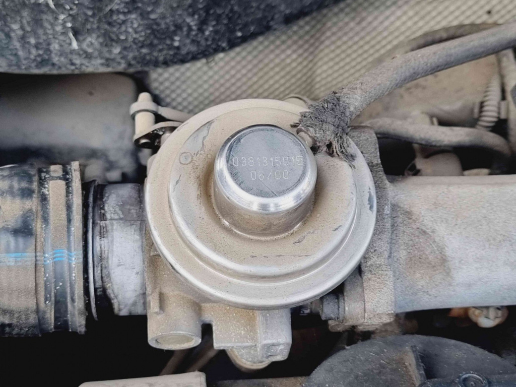 Supapa EGR Volkswagen Golf 4 Variant (1J5) [Fabr 1999-2005] 038131501E 1.9 TDI AJM 85KW / 116CP 1.9 TDI AJM 85KW / 116CP