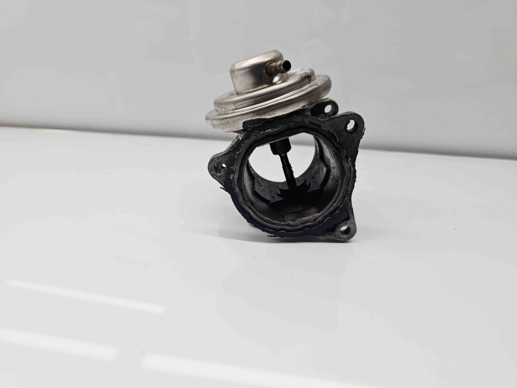 Supapa EGR Volkswagen Golf 5 (1K1) [Fabr 2004-2008] 038129637D 2.0 TDI BKP 103KW / 140CP