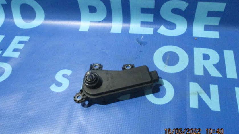 Supapa galerie admisie BMW E90 320i; 7511383 (actuator)