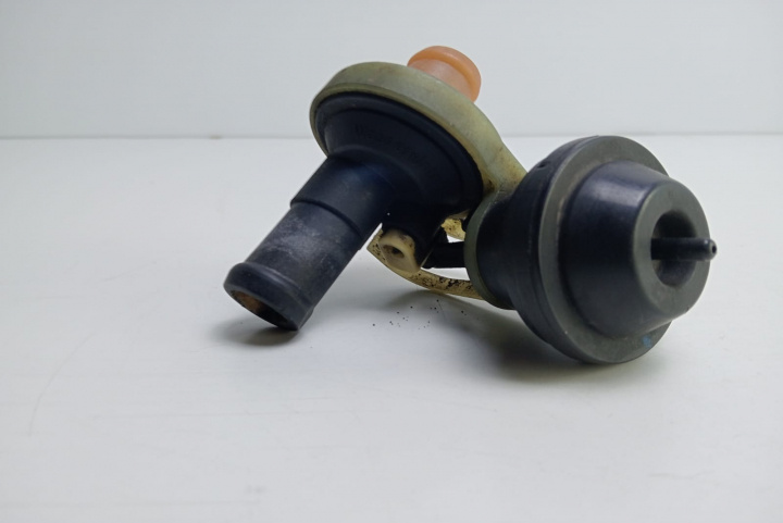 Supapa incalzire 4A0819809 Volkswagen VW Passat B5 [1996 - 2000]