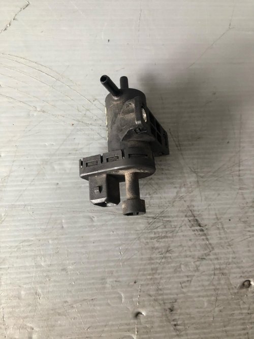 Supapa reglare presiune 2.2 dci renault laguna 2 vel satis 7700113709 ⭐⭐⭐⭐⭐