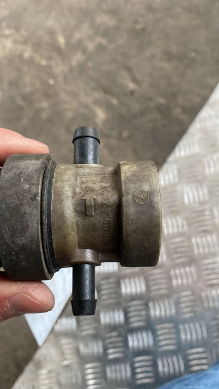 Supapa sens Mercedes SLK w170 230Kompressor an de fabricatie 1998 cod A17086002