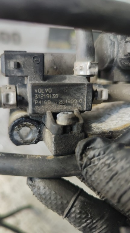 Supapa solenoid Volvo XC90 2.4 D cod motor D5244T17 transmisie automata,an 2013 cod 31219138