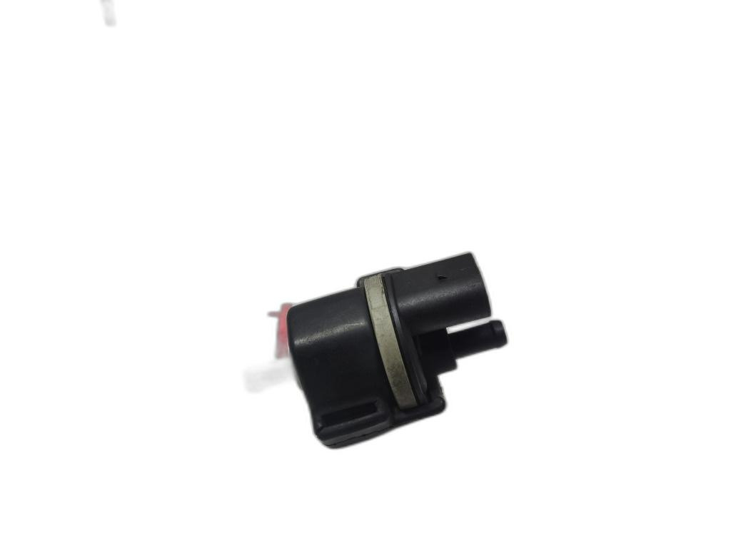 Supapa vacuum Audi A4 B6 (8E2) Sedan 2002 2.0 I OEM 06B133459D