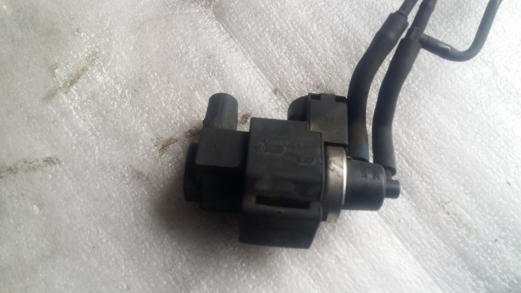 Supapa vacuum audi a4 b6 a4 b7 a6 c6 2.7 tdi 3.0 tdi 059906629a