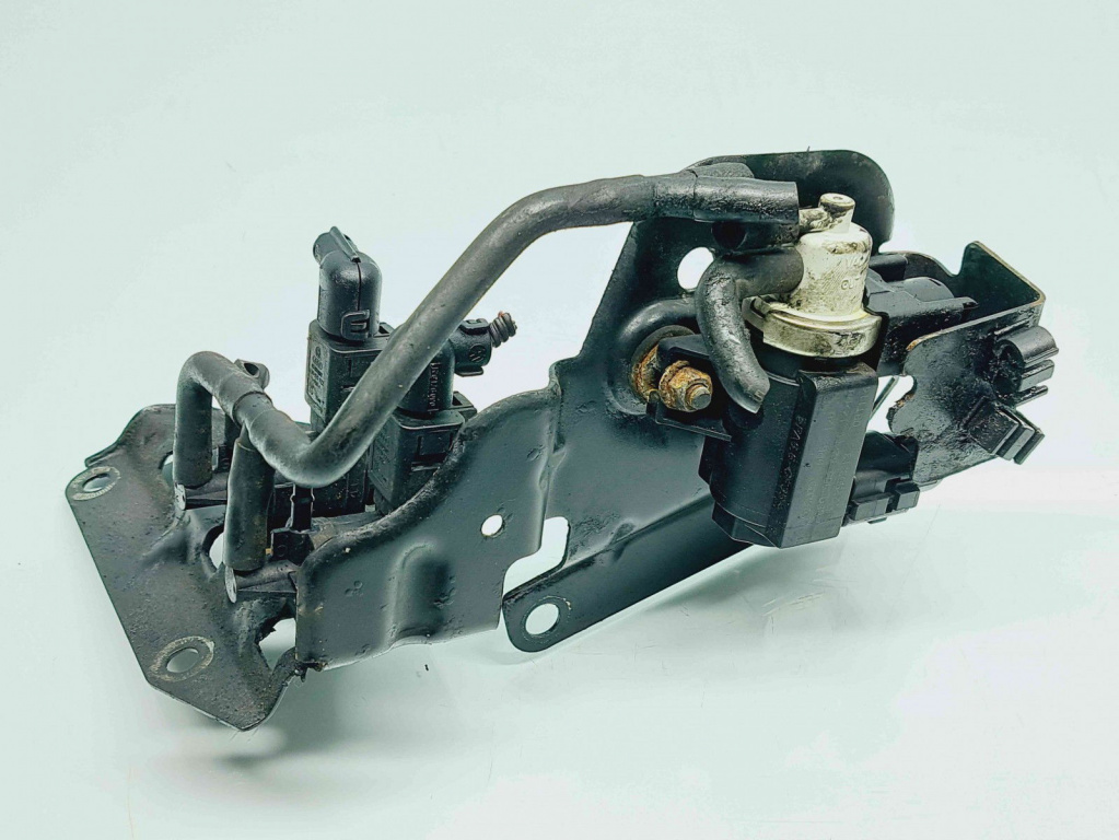 Supapa vacuum Audi A6 (4F2, C6) [Fabr 2004-2010] 8E0906627C 1K0906283A 2.0 TDI BRE 103KW / 140CP 2.0 TDI BRE 103KW / 140CP
