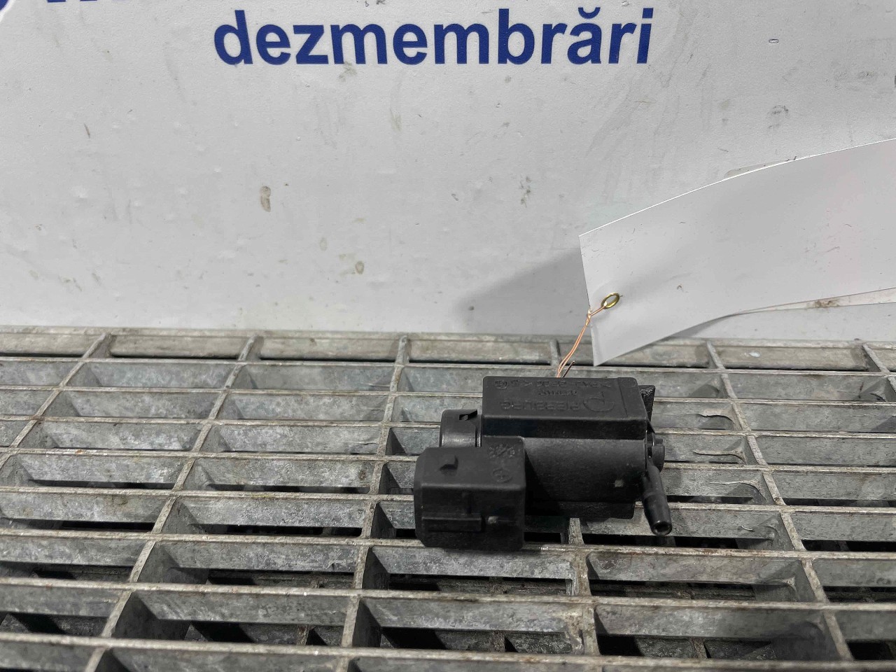 SUPAPA VACUUM BMW SERIA 7 E 66 4.0 INJ -
