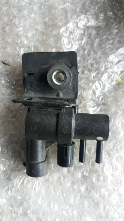 Supapa vacuum chrysler voyager 2.5 crd enj 2000-2008