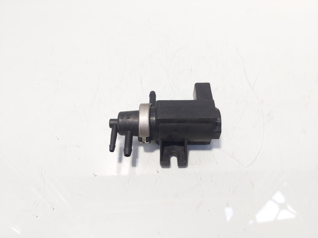 Supapa vacuum, cod 1J0906627, VW Passat (3B3), 1.9 TDI, AWX (id:683278)
