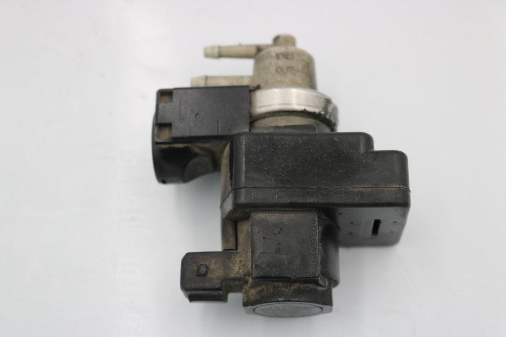 Supapa vacuum Renault Koleos 2.0DCI M9R 8200270451