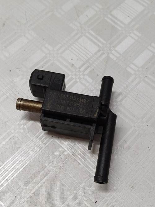 Supapa vacuum Renault Megane 3 - Benzina 2015, 8200603558