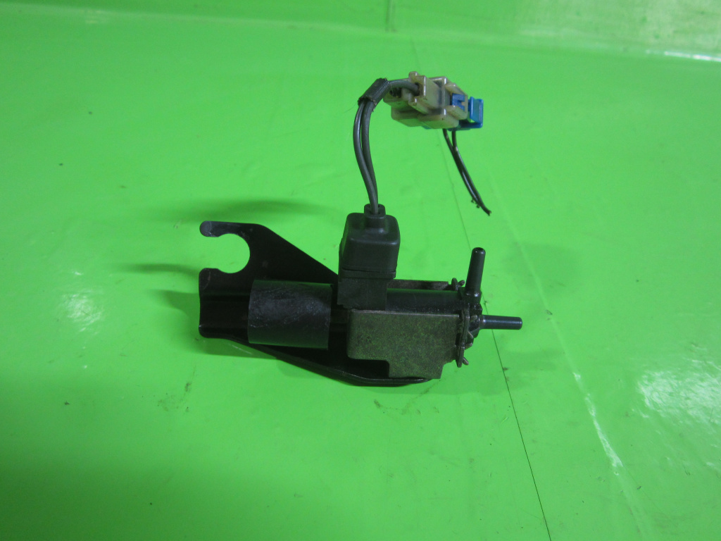 SUPAPA / VALVA / ELECTROVALVA VACUUM MITSUBISHI PAJERO 2 4x4 2.8 TD FAB. 1991 - 1999 ⭐⭐⭐⭐⭐