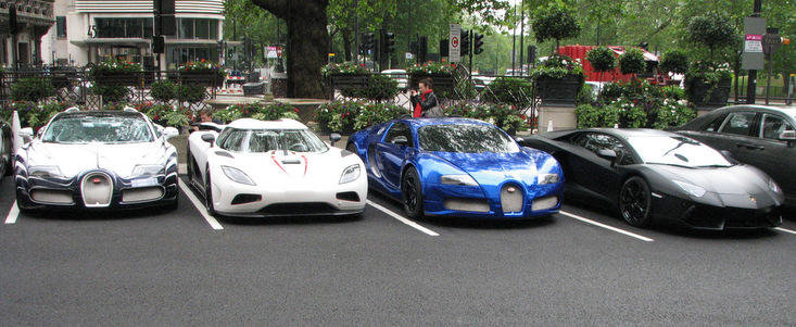 Super-combo in Londra: Veyron L'or Blanc, Agera R, Veyron cromat si nu numai