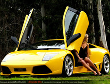 Super Pictorial: Amanda Ellis plus Lambo Murcielago LP640