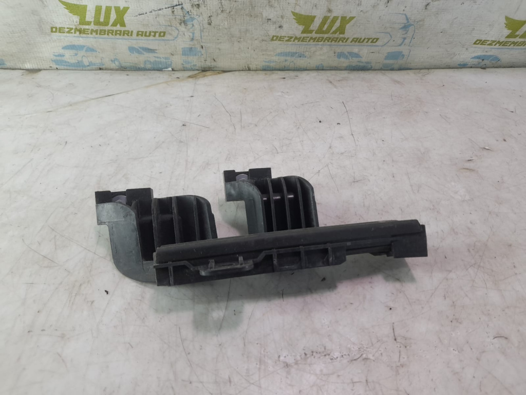 Suport 811414380 Peugeot 3008 2 [2016 - 2020] 1.6 hdi BH01