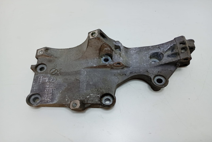 Suport accesorii 038903143AF Audi A3 8P/8PA [facelift] [2004 - 2008]