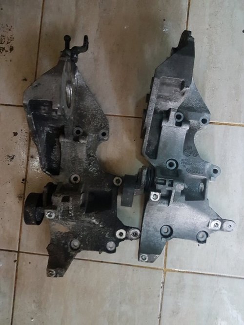 Suport accesorii 03l903143q vw passat cc 2.0 tdi cbaa 136 cai