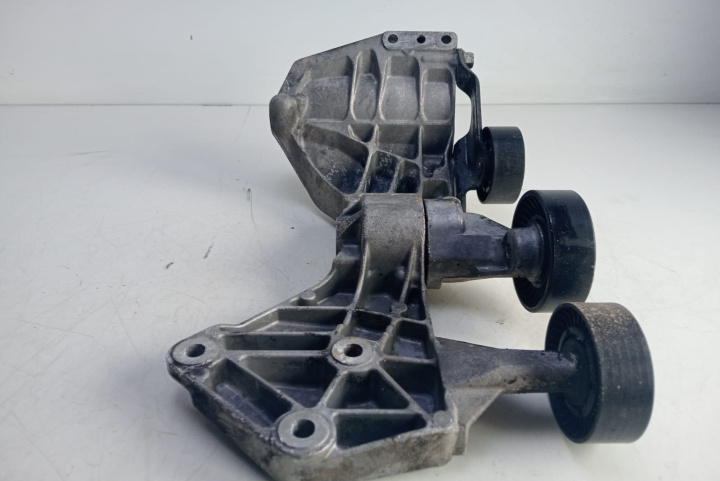Suport accesorii 1.7 cdi A6682020940 Mercedes-Benz A-Class W168 [facelift] [2001 - 2004]