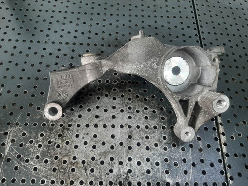 Suport accesorii 1.7 cdti opel astra h astra j corsa d meriva a 898005563