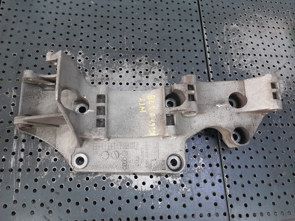 Suport accesorii 1.9 tdi ajm vw bora golf 4 r045903143g
