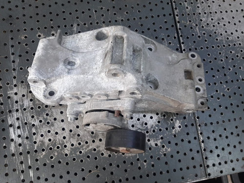 Suport accesorii 2.0 d b47d20b bmw x3 g01 bmw x4 g02m 761925004