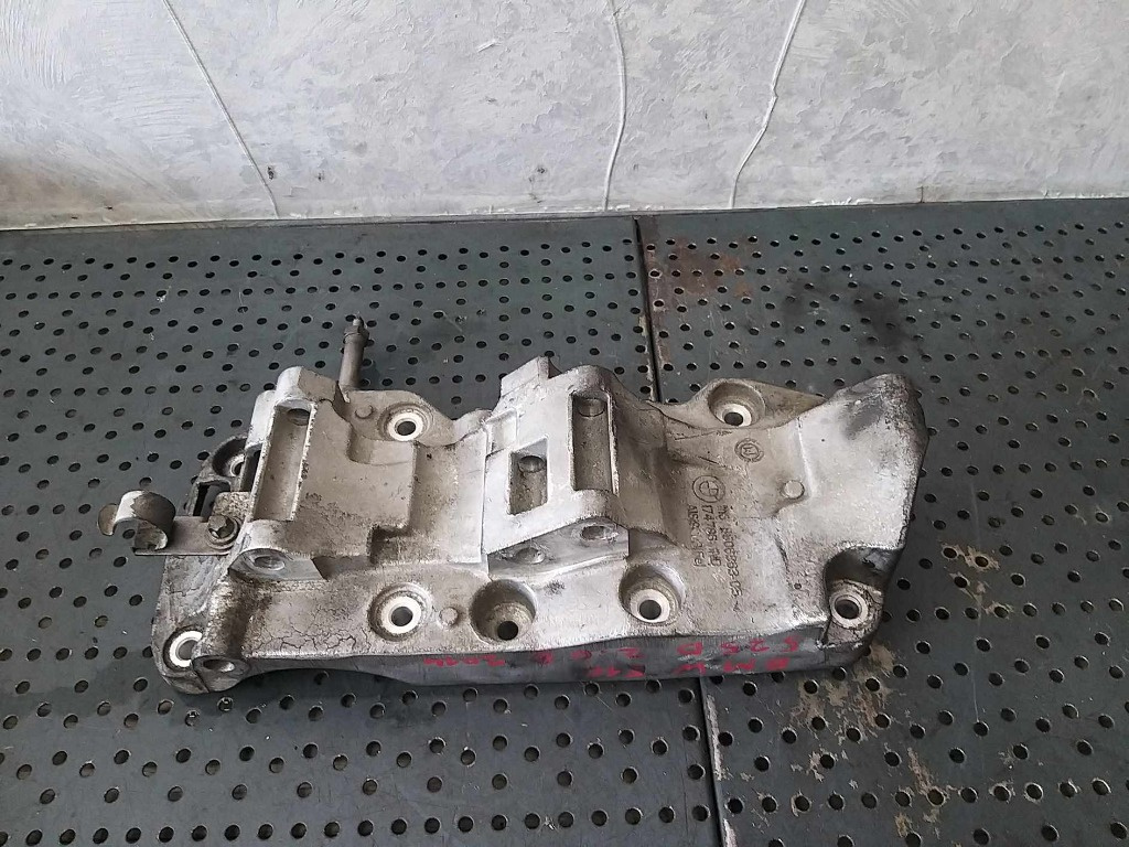 Suport accesorii 2.0 d bmw seria 5 f10 f11 525 850686305 174786