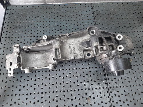 Suport accesorii 2.0 dci m9r renault master megane laguna 3 nissan qashqai 8200881264