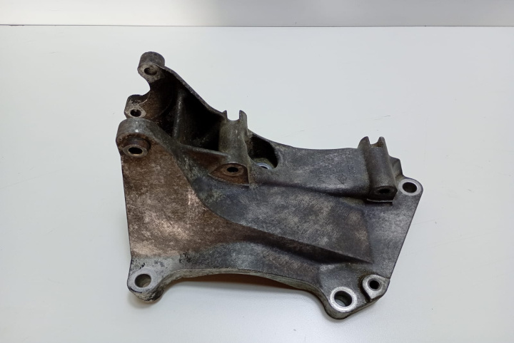 Suport accesorii 7700113199c Opel Vivaro A [2002 - 2006]