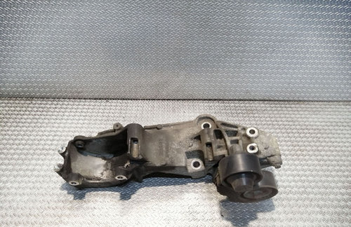 Suport accesorii 8200527326 Nissan Primastar 2.0 DCI an fab. 2006 - 2014