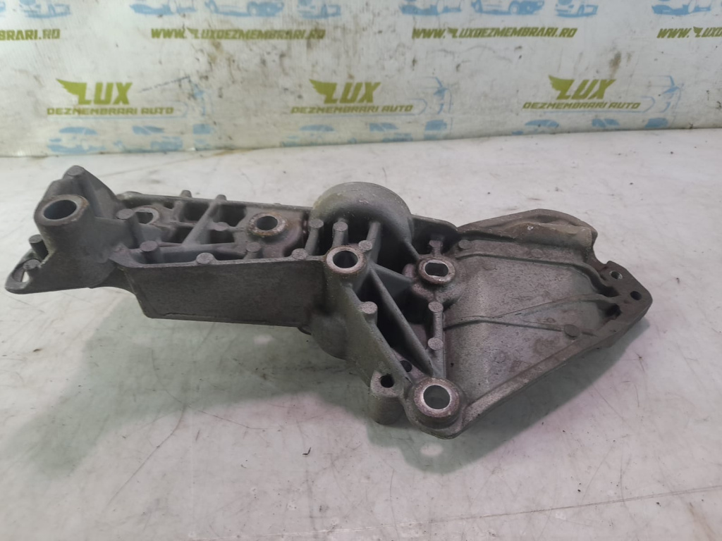 Suport accesorii 8200669494 1.5 DCI k9k858 Dacia Duster [facelift] [2013 - 2017] 1.5 DCI k9k858