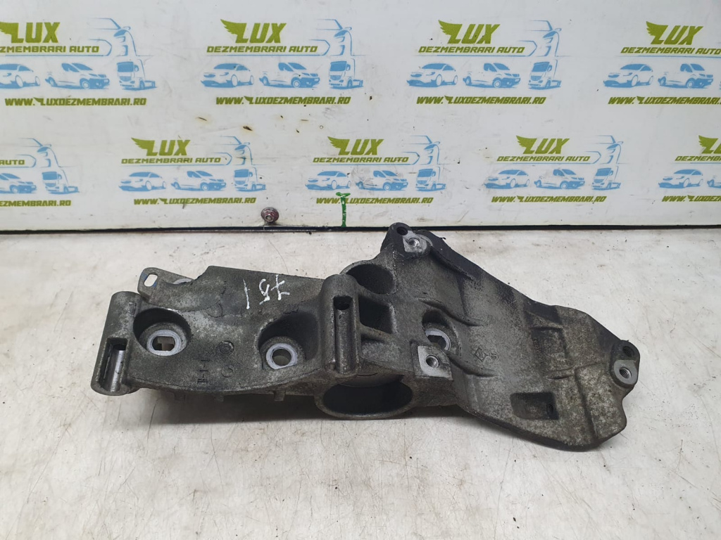 Suport accesorii 8200669494 1.5 dci K9K896 Dacia Duster [2010 - 2013] 1.5 dci K9K896