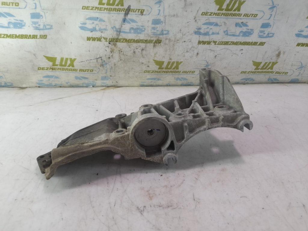 Suport accesorii 8200669495 1.5 dci K9K608 Renault Clio 4 [2012 - 2020] 1.5 dci K9K608