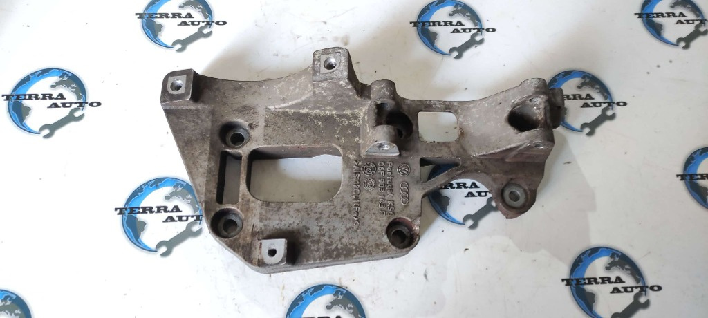 Suport accesorii Audi A3 8P 2.0 FSI 110 KW 150 CP cod motor AXW