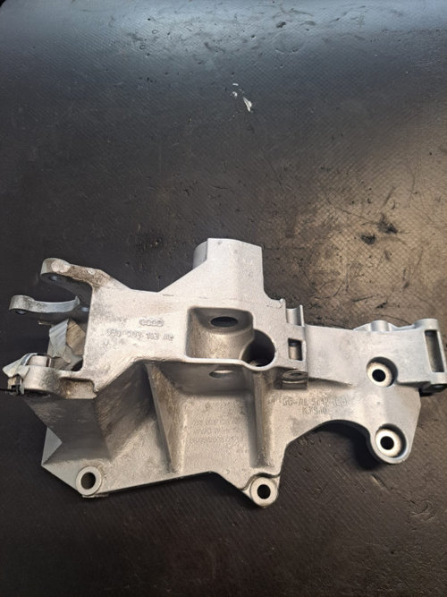 Suport accesorii audi a4 b5 / passat b5 1.9 tdi 1998 - 2005- COD 038903143ae