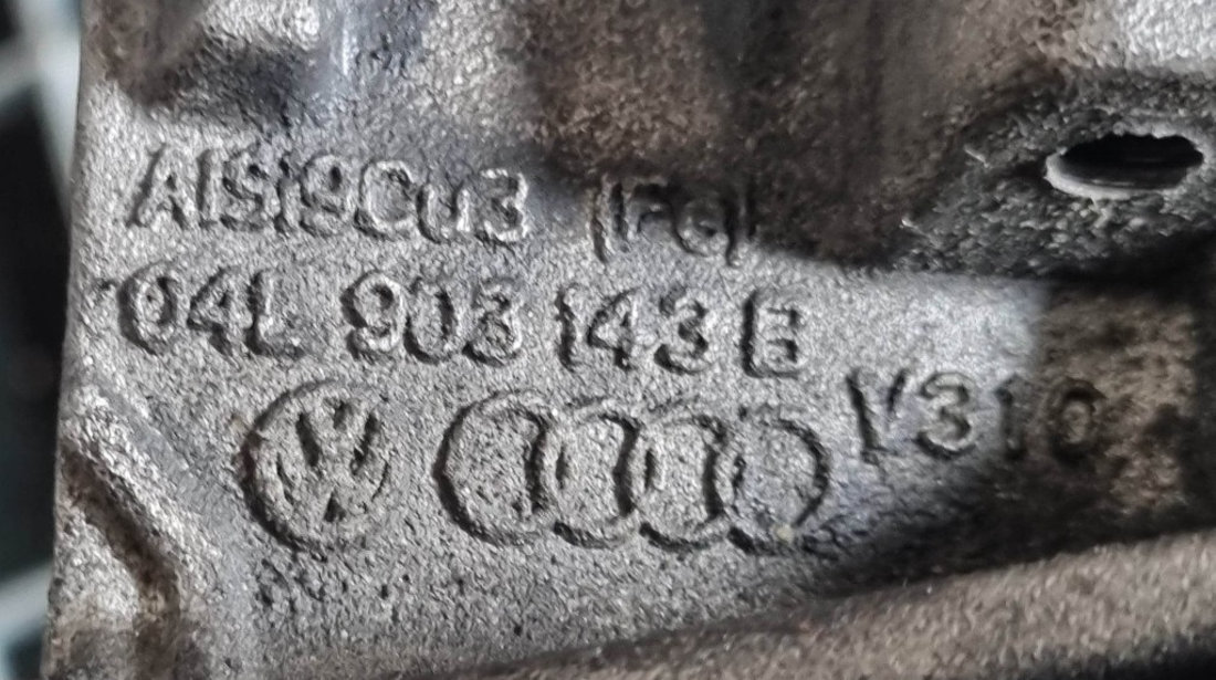 Suport accesorii Audi Q3 8U 2.0 TDI 150 cai motor CUVC cod piesa : 04L903143B