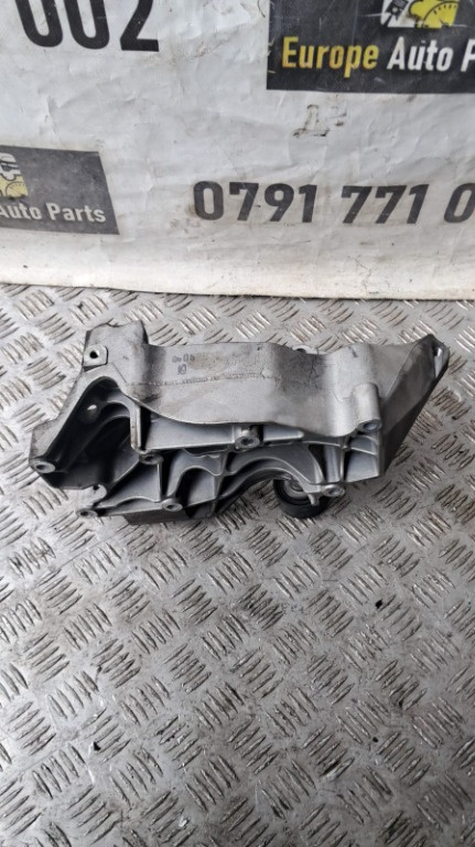Suport accesorii BMW X3 E83 XDrive 2.0 d N47D20A an 2008 cod 7802639-02