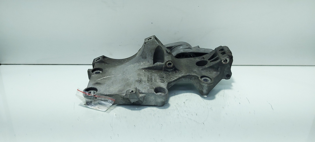 Suport accesorii, cod 038903143AF, Seat Toledo 3 (5P2) 1.9 TDI, BXE (idi:690894)