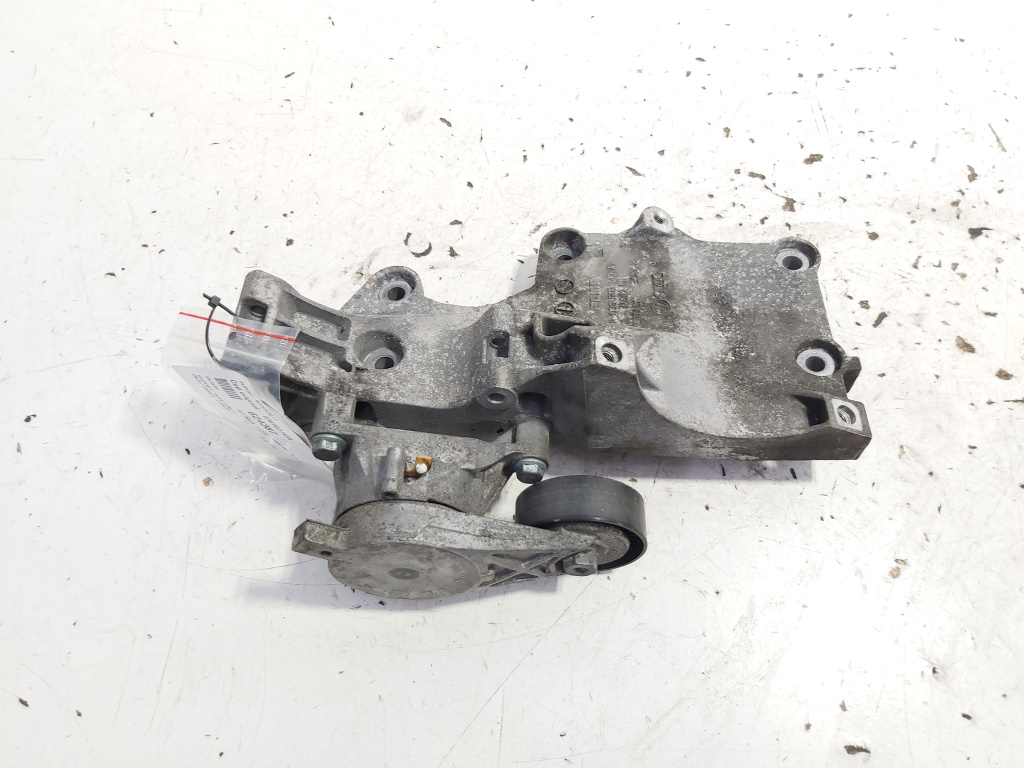 Suport accesorii, cod 03G903143A, Vw Golf 5 Variant (1K5) 2.0 TDI, BKD (idi:624387)