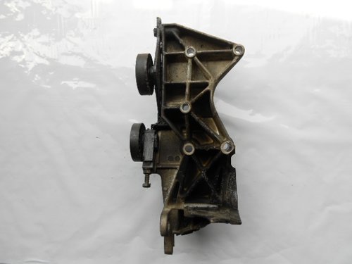 SUPORT ACCESORII CU ROLE INTINZATOARE RENAULT KANGOO 1.4 BENZINA FAB. 1997 – 2007 ⭐⭐⭐⭐⭐