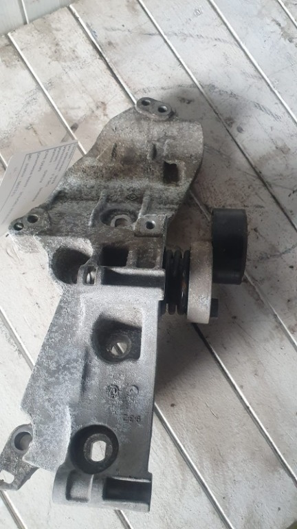Suport accesorii Dacia Logan 1.5 DCI 90cp euro 6 K9K658