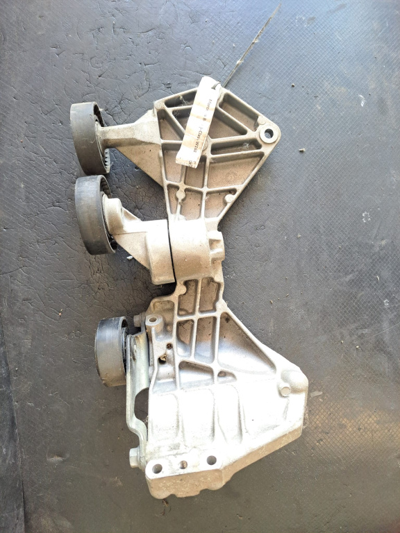 Suport accesorii Mercedes Clasa A (W168) 1.7 CDI - COD A6682020940