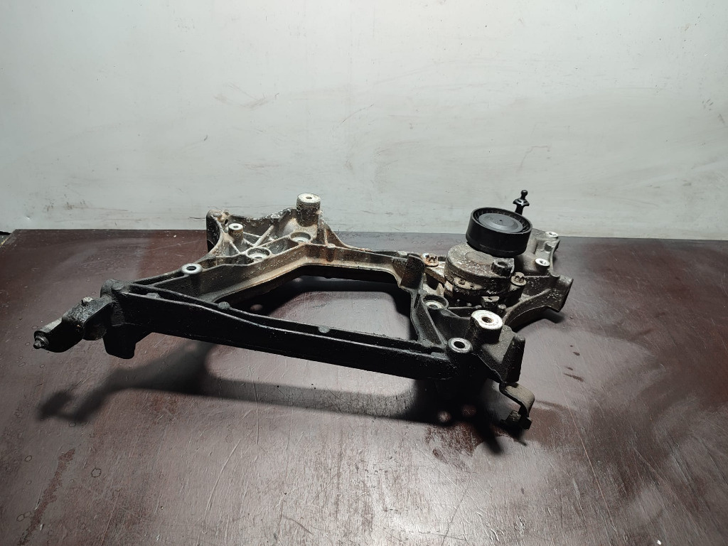 Suport Accesorii Mercedes W212, W204 2.2 CDI A6512011109
