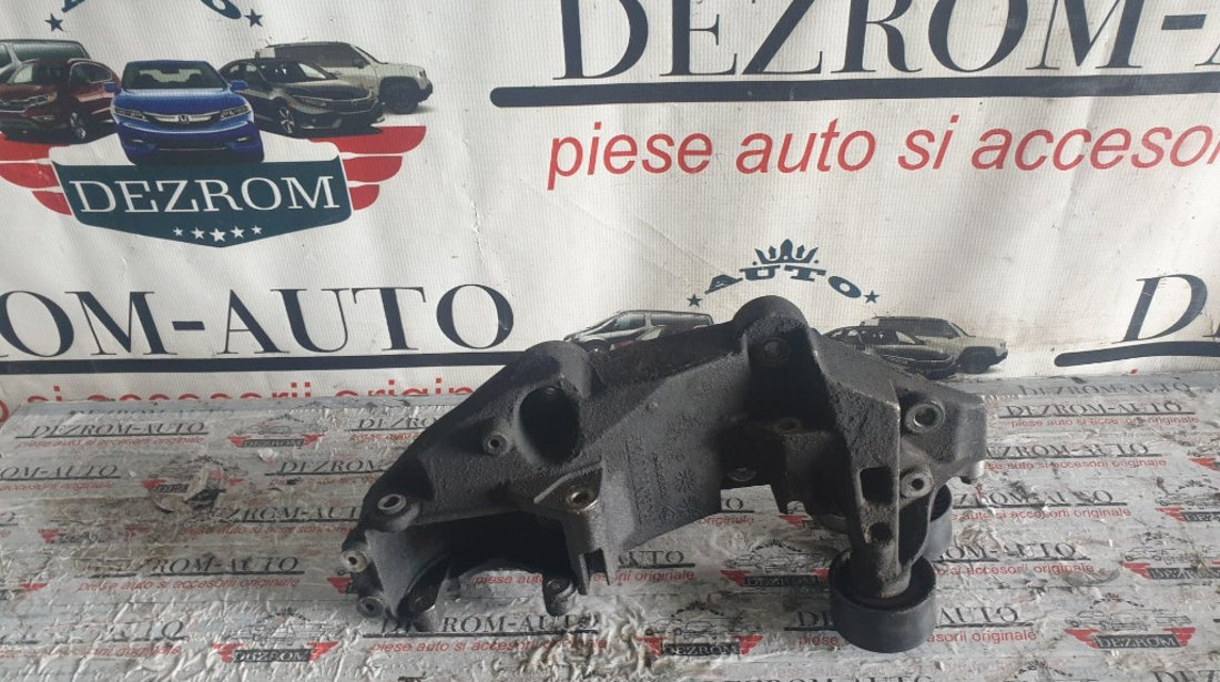 Suport accesorii original OPEL Vivaro A 2.0 CDTI 90 cai cod piesa : 8200527320