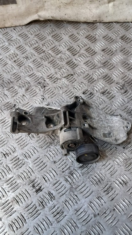 Suport accesorii Renault Kangoo 1.5 DCI an 2013 cod 8200669495