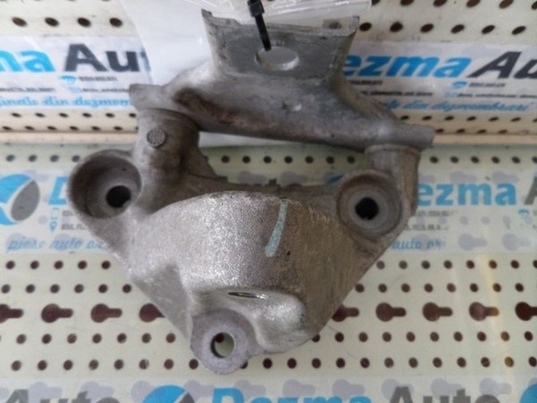 Suport accesorii Renault Laguna 2, 2.0dci (BG0/1_), 8200292833A