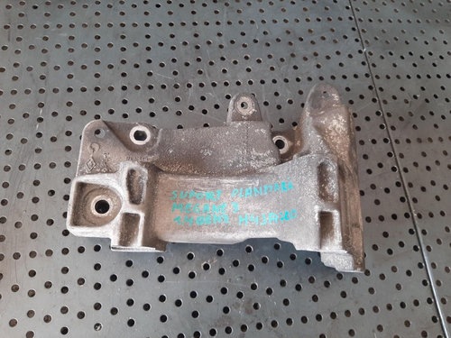 Suport accesorii renault megane 3 1.4 b tce h4ja700 dupa 2008 11710xhg2x